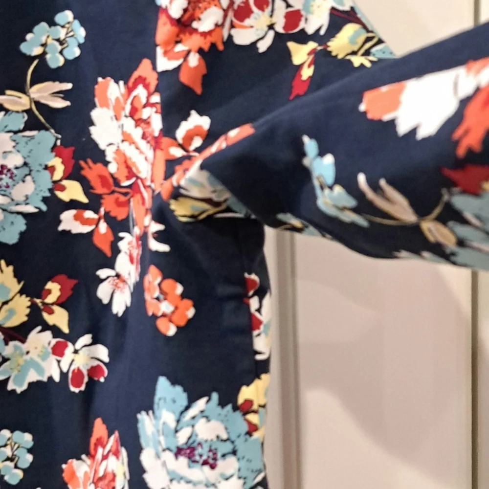 Simply Styled Floral blazer navy red blue Size M